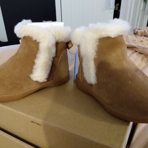 Uggs